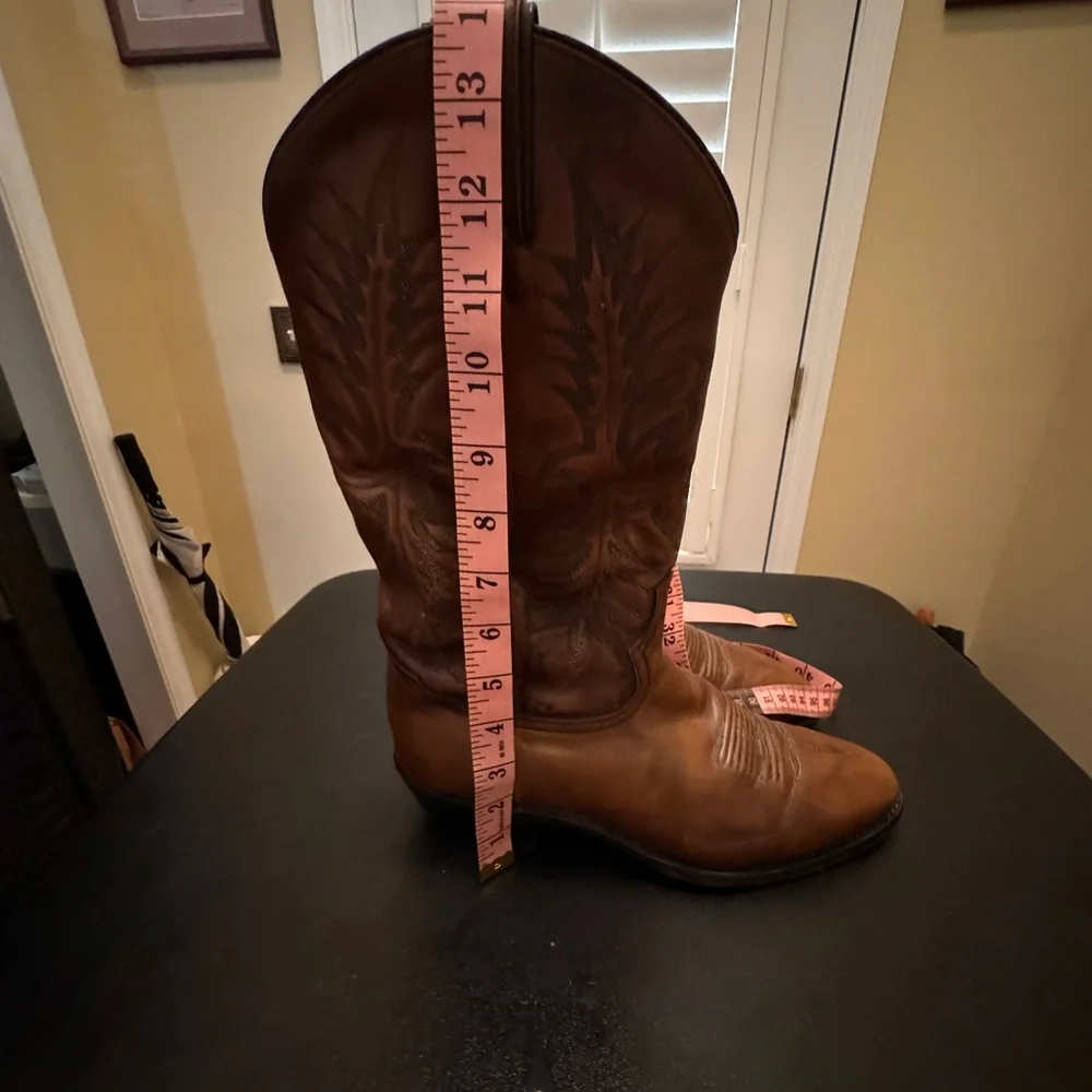 Tony Lama size 8.5 leather boots